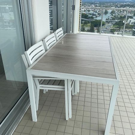 Air On Broadbeach - Stunning Ocean Views! Gold Coast Exterior foto
